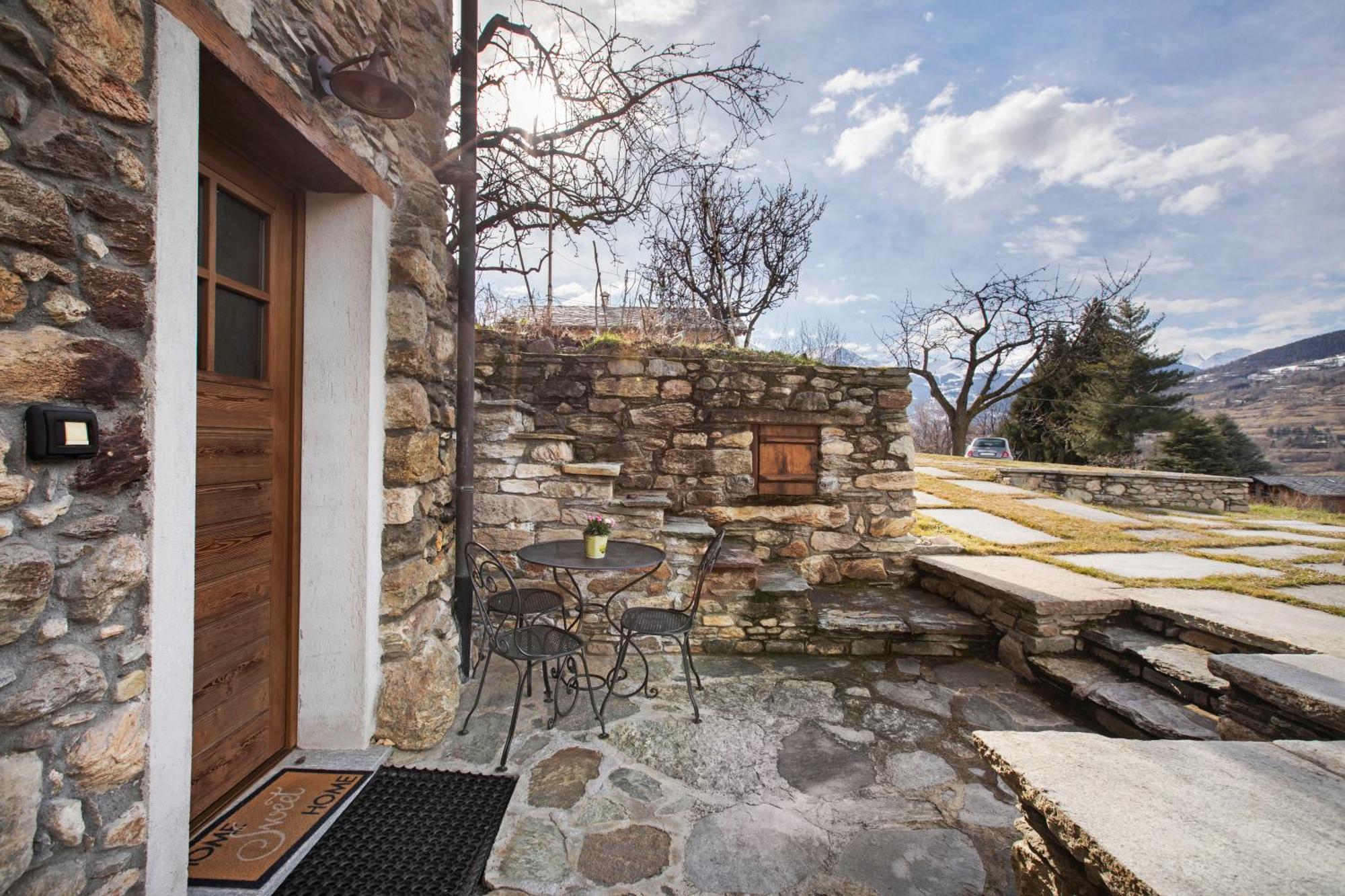 Mini House Valle D'Aosta Roisan Dış mekan fotoğraf